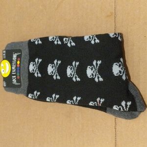 Skull Bones Men Crew Socks shoe sz. 6-12